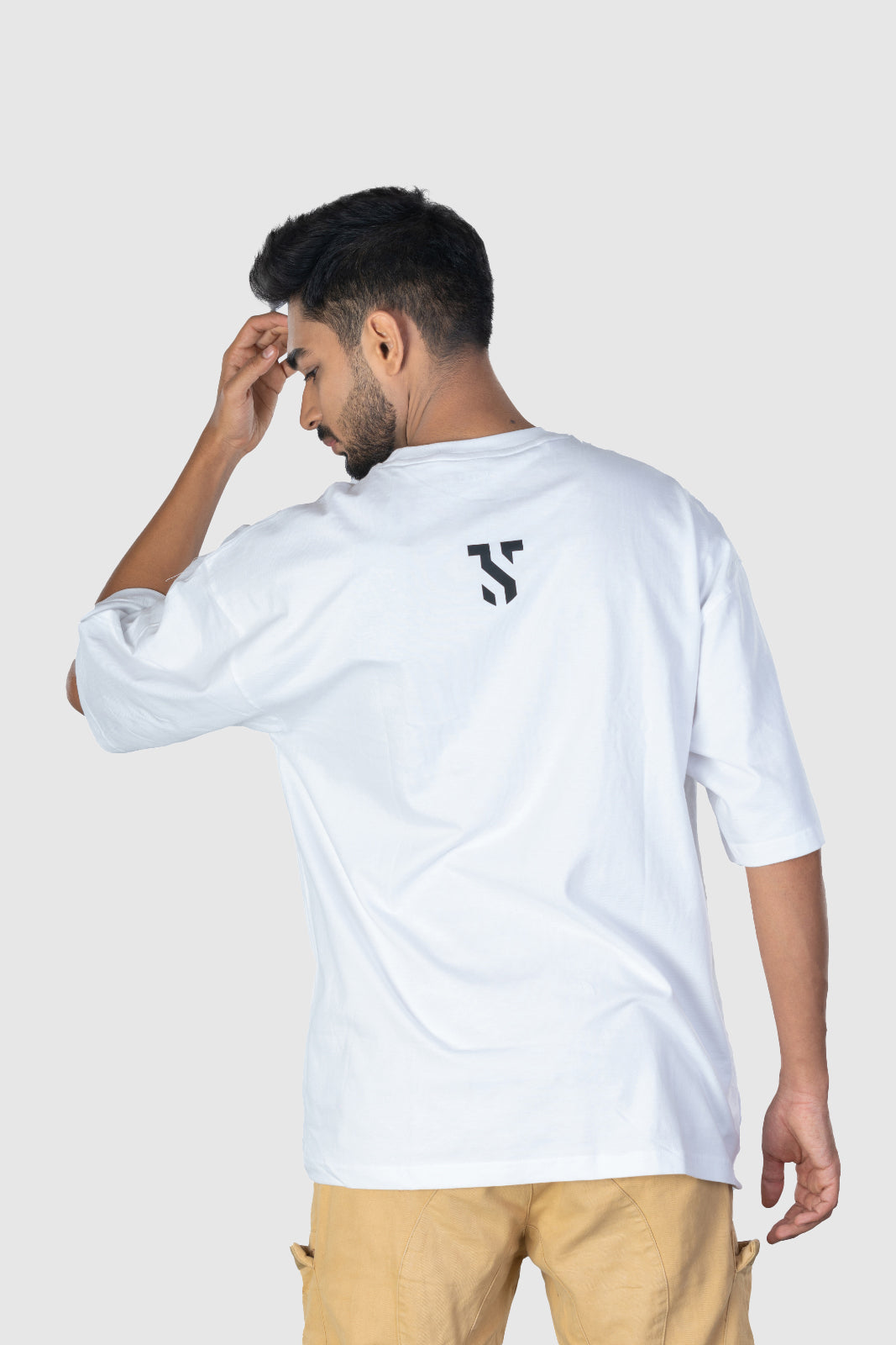 CULT- MEN- WHITE- BACK