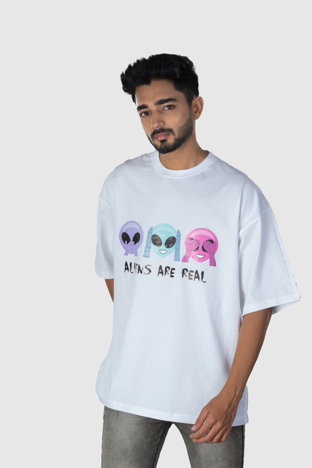 ALIENS ARE REAL- MEN- WHITE- FRONT