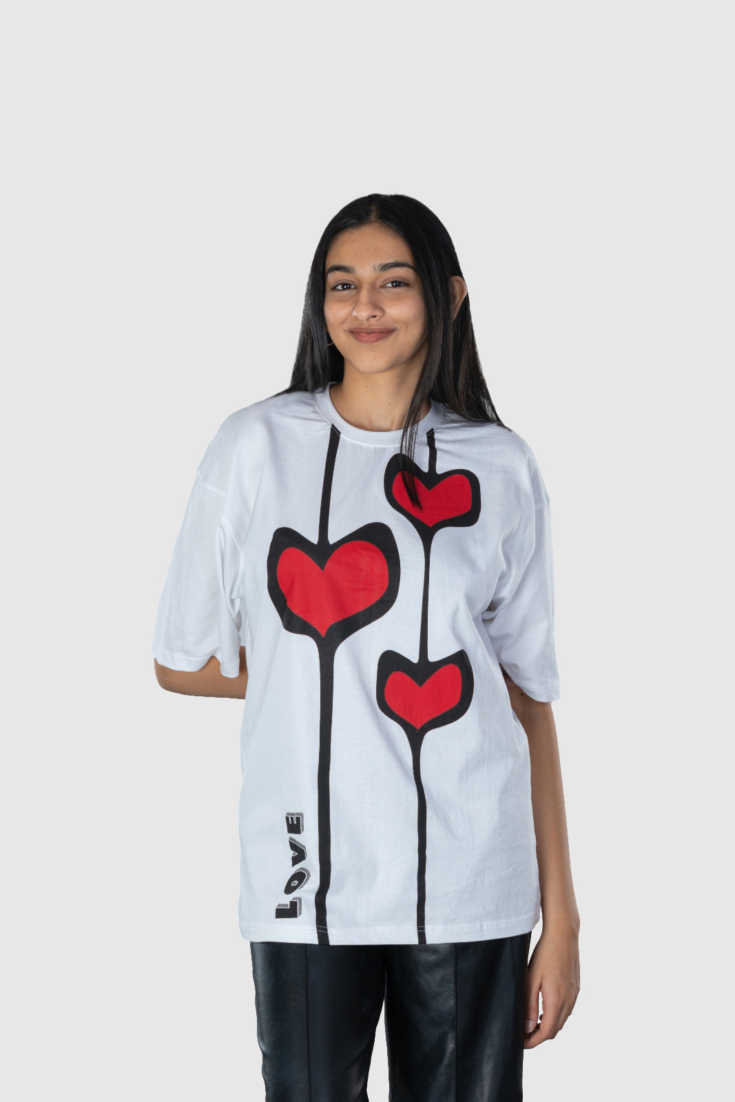 LOVE & HEART- WOMEN- FRONT- WHITE